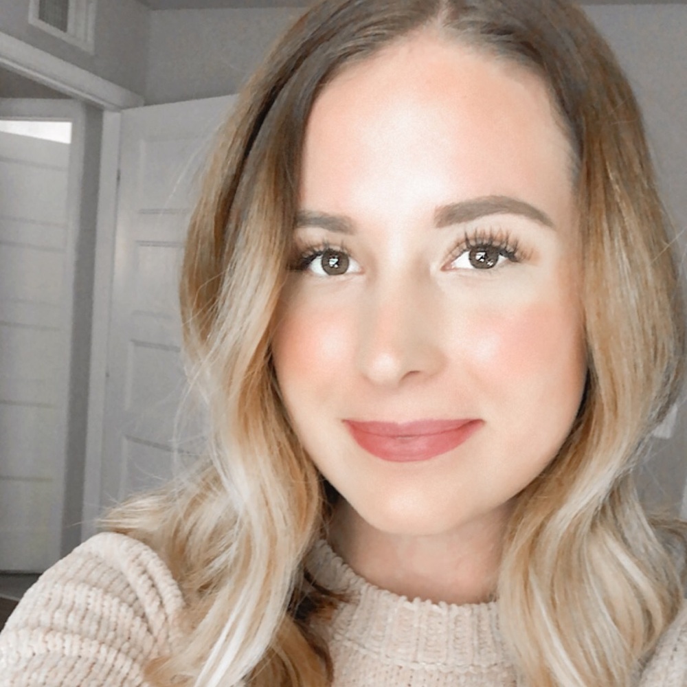 Meet your Posher, Ashley